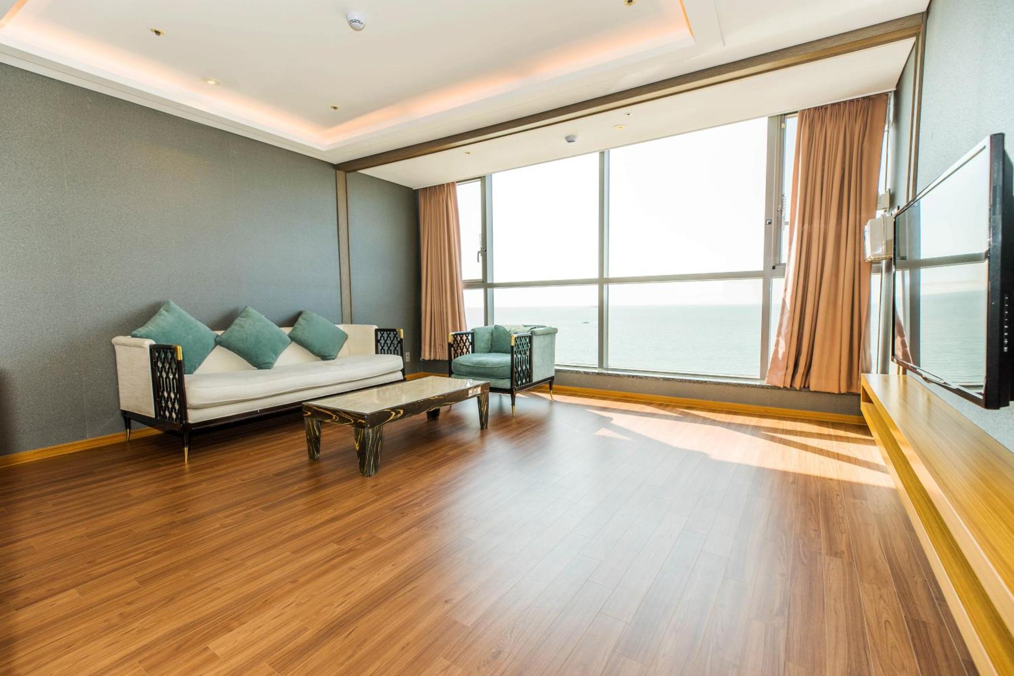 Hotel Solaire Борьонг Екстериор снимка